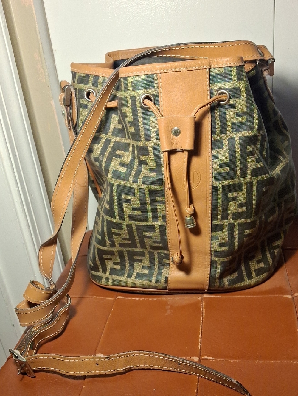 Fendi Leather-Trim Monogram Bucket Shoulder Bag in Tan and Black